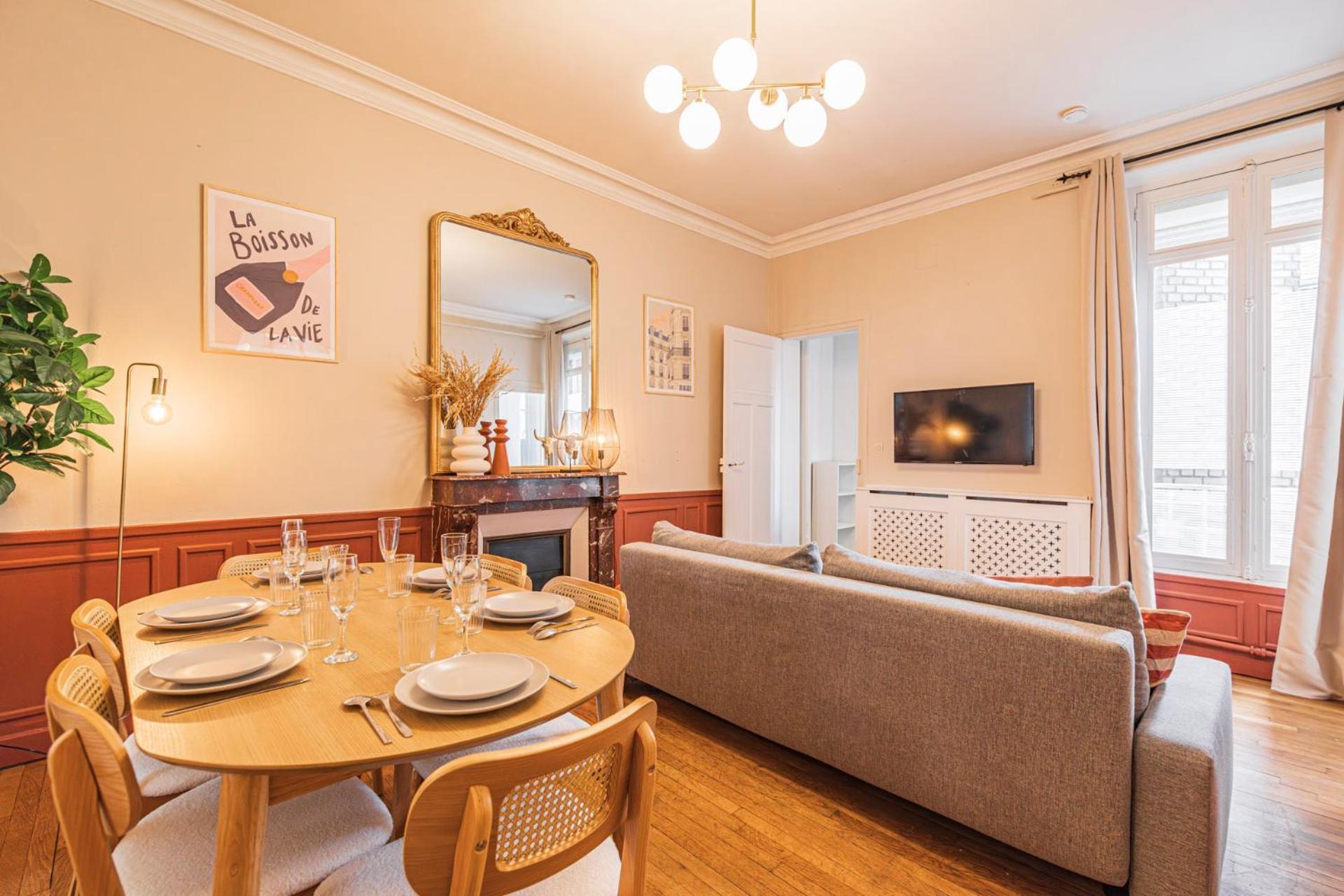 L'Haussmannien - Spacieux 4 Chambres - Centre - Gare Ρενς Εξωτερικό φωτογραφία